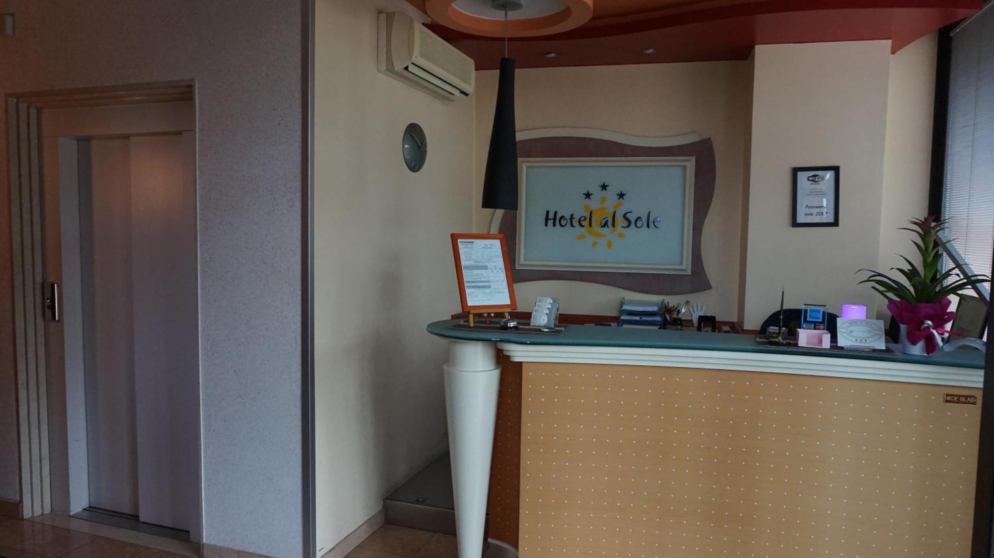 Hotel Al Sole - Enjoy Holiday Cavaion Veronese Εξωτερικό φωτογραφία